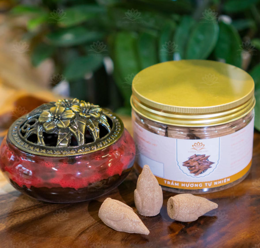 Nụ Trầm Hương Giá Tại Xưởng - Combo hộp 100g + Lư Xông Trầm Giá Tốt